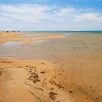 La Pau Del Delta